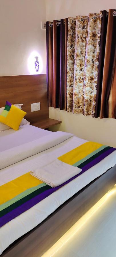 Hotel President House Matheran Exterior foto